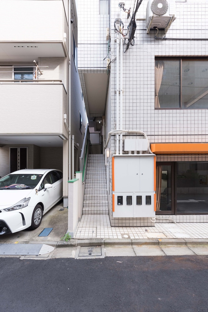 TORA HOTEL KOMAGOME B 東京