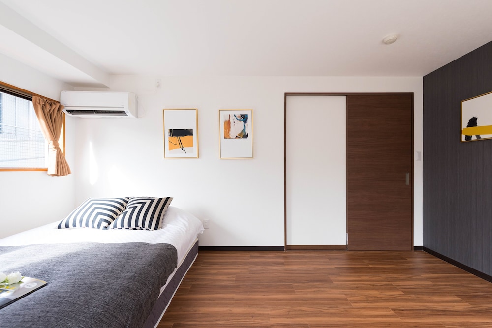 TORA HOTEL KOMAGOME C 東京