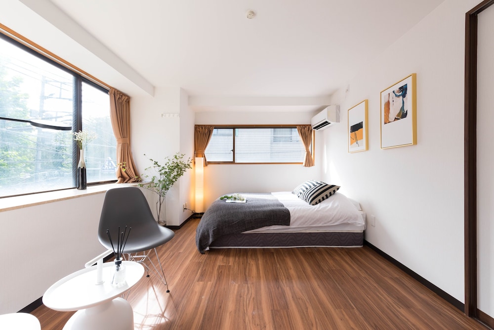 TORA HOTEL KOMAGOME C 東京