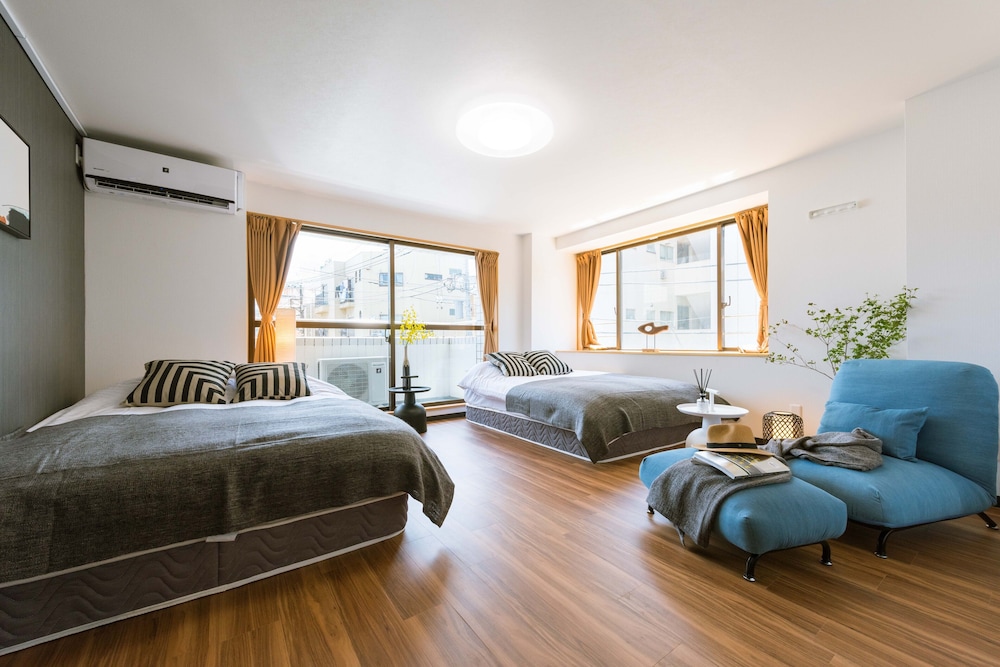 TORA HOTEL KOMAGOME C 東京