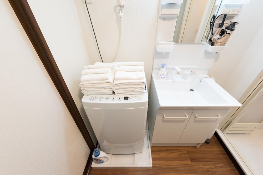 TORA HOTEL KOMAGOME C 東京