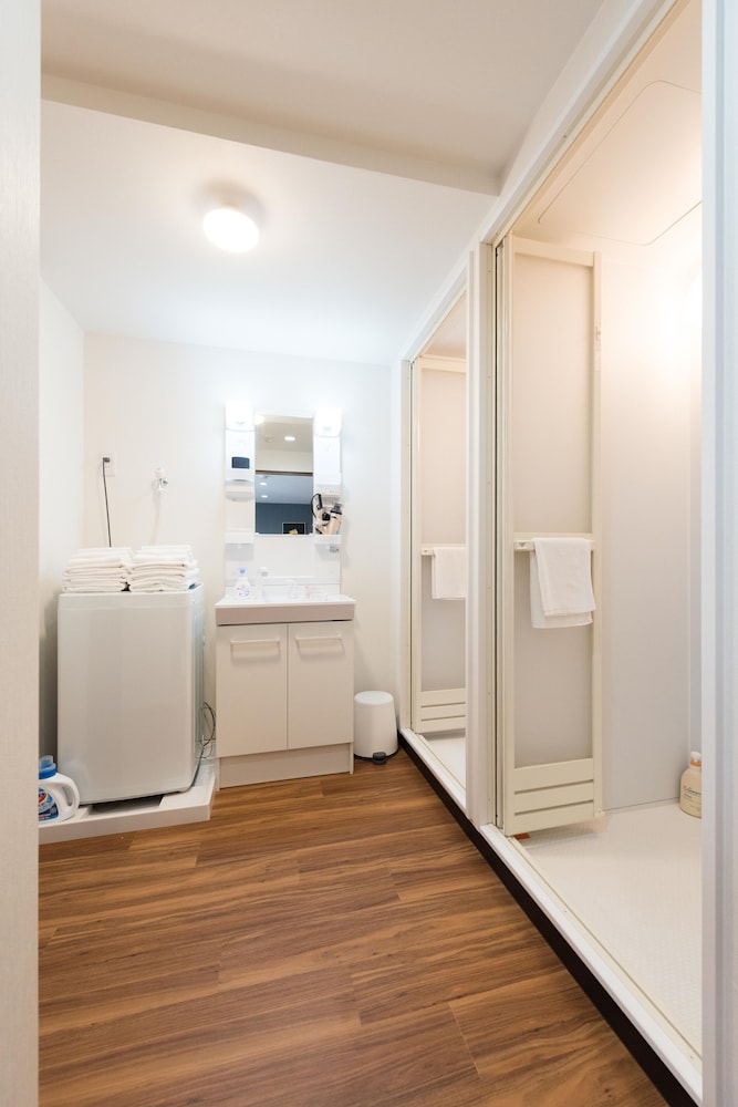 TORA HOTEL KOMAGOME C 東京