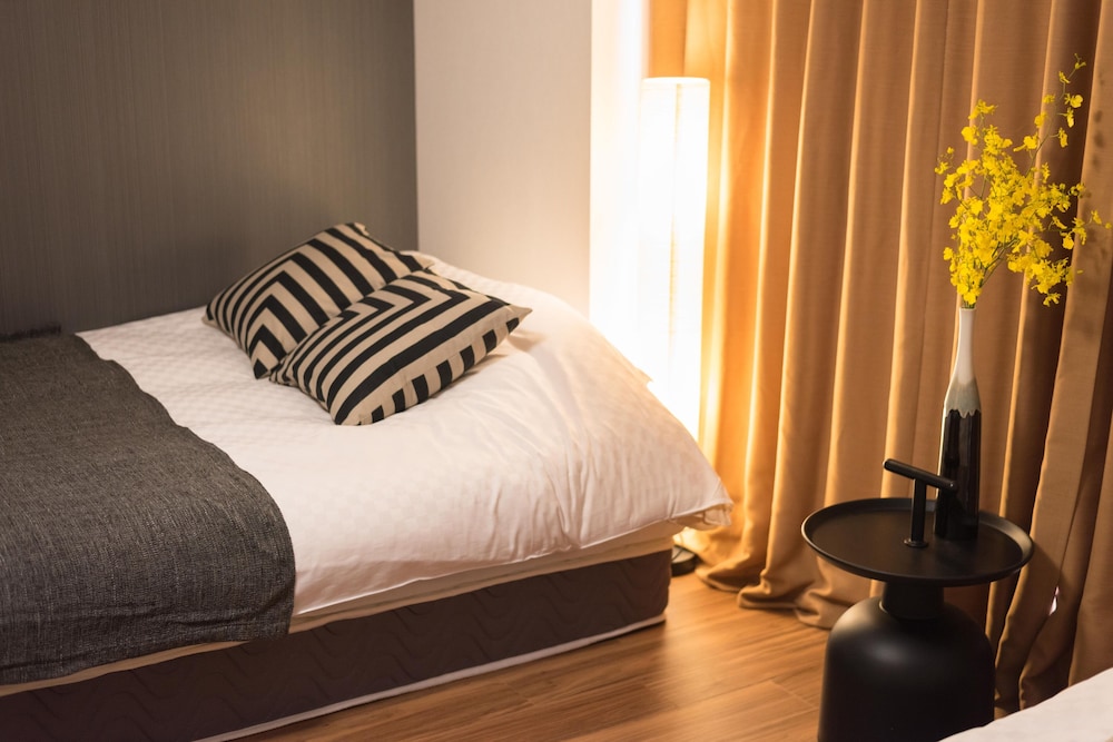 TORA HOTEL KOMAGOME C 東京