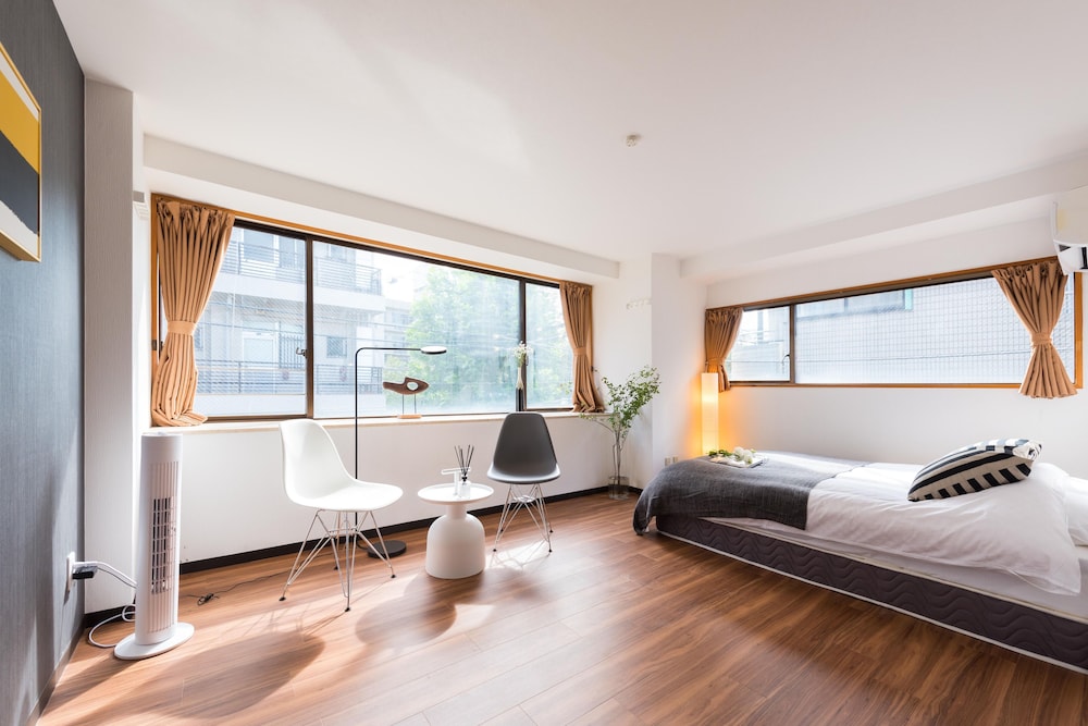 TORA HOTEL KOMAGOME C 東京