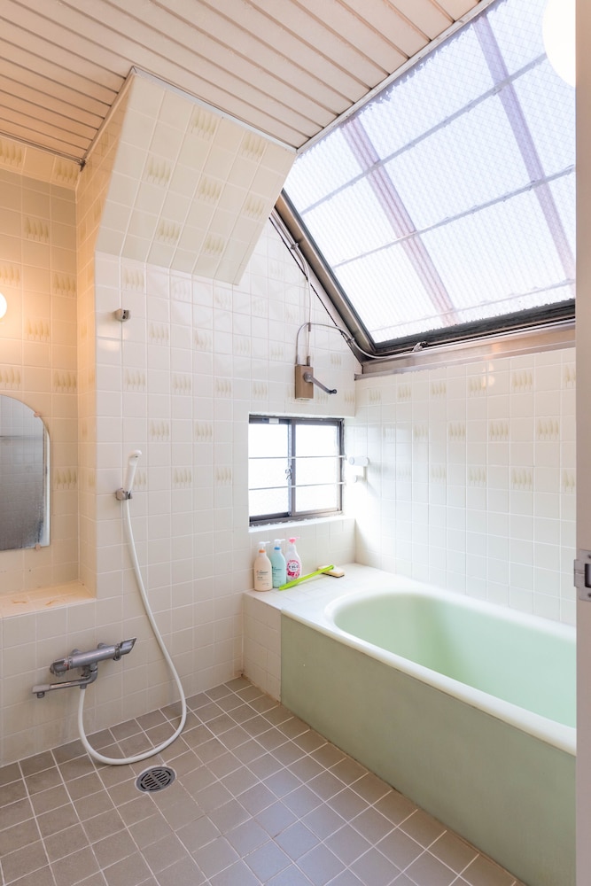 TORA HOTEL KOMAGOME D 東京
