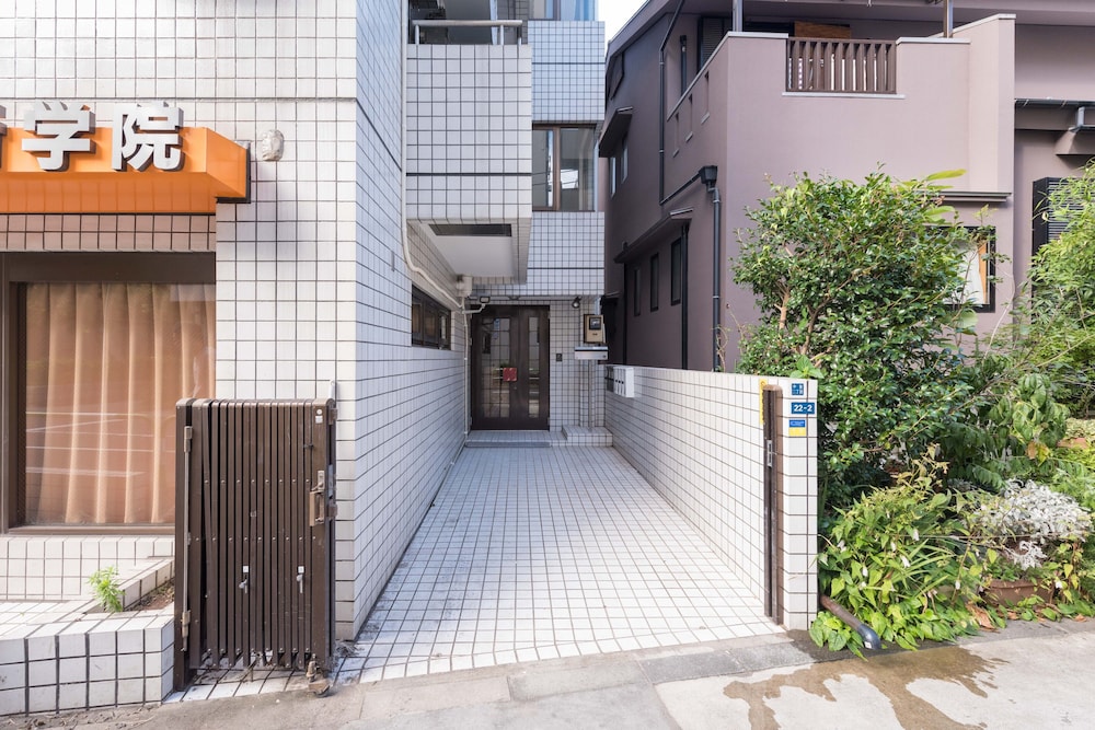 TORA HOTEL KOMAGOME D 東京