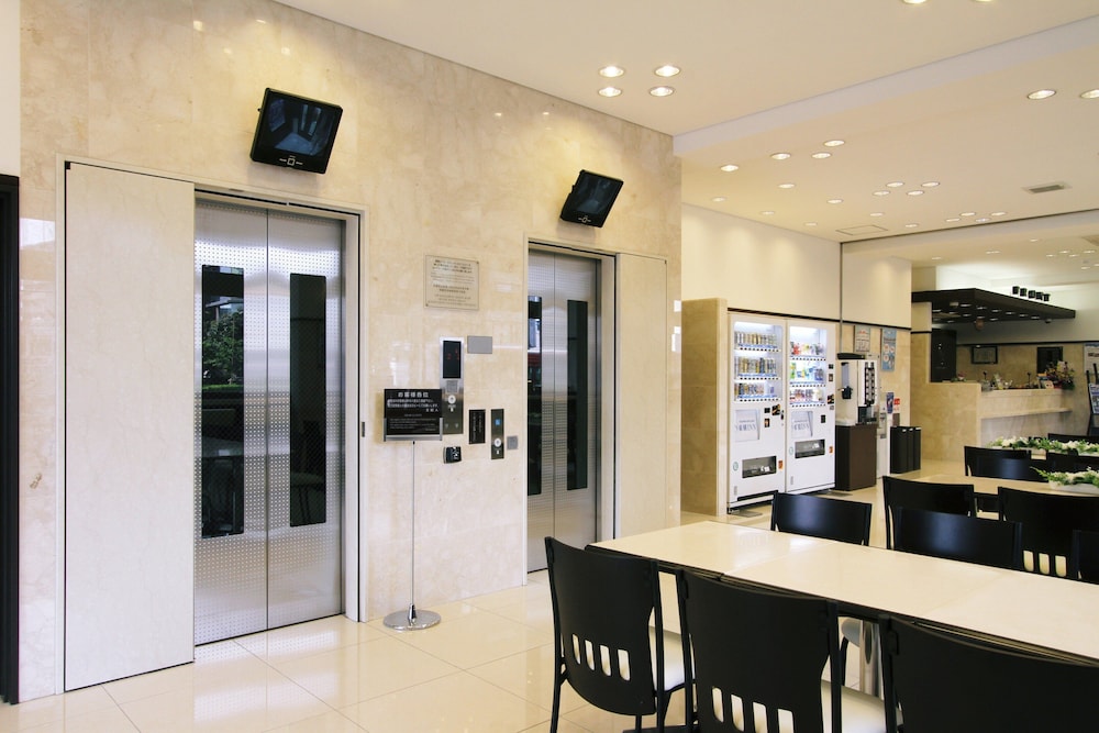 東横 INN 福生駅前東口 東京
