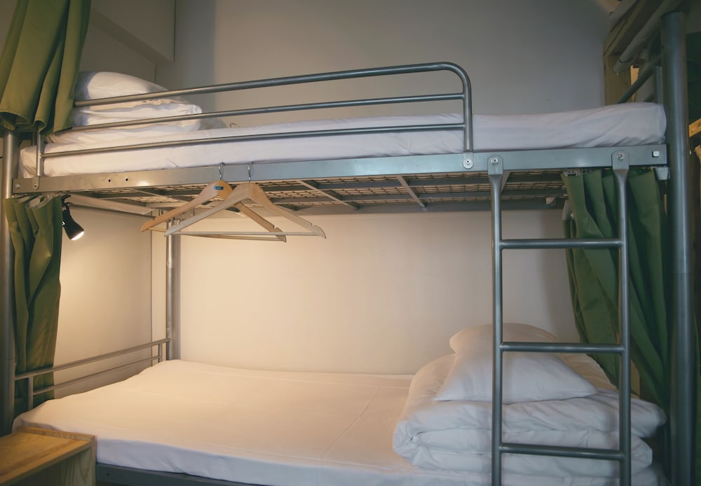IRORI NIHONBASHI HOSTEL AND KITCHEN 東京