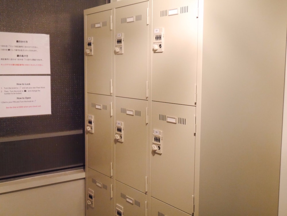 IRORI NIHONBASHI HOSTEL AND KITCHEN 東京