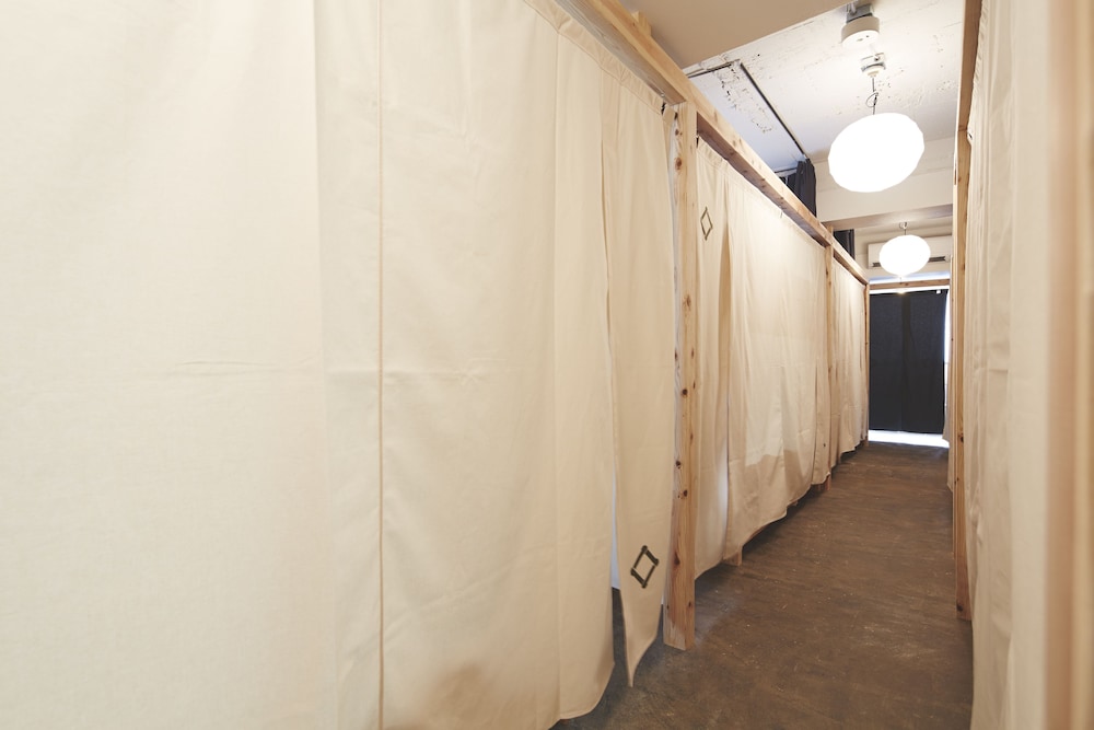 IRORI NIHONBASHI HOSTEL AND KITCHEN 東京
