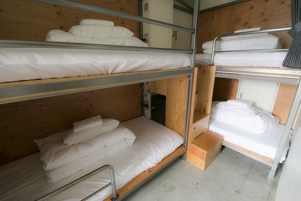 WISE OWL HOSTELS TOKYO 東京