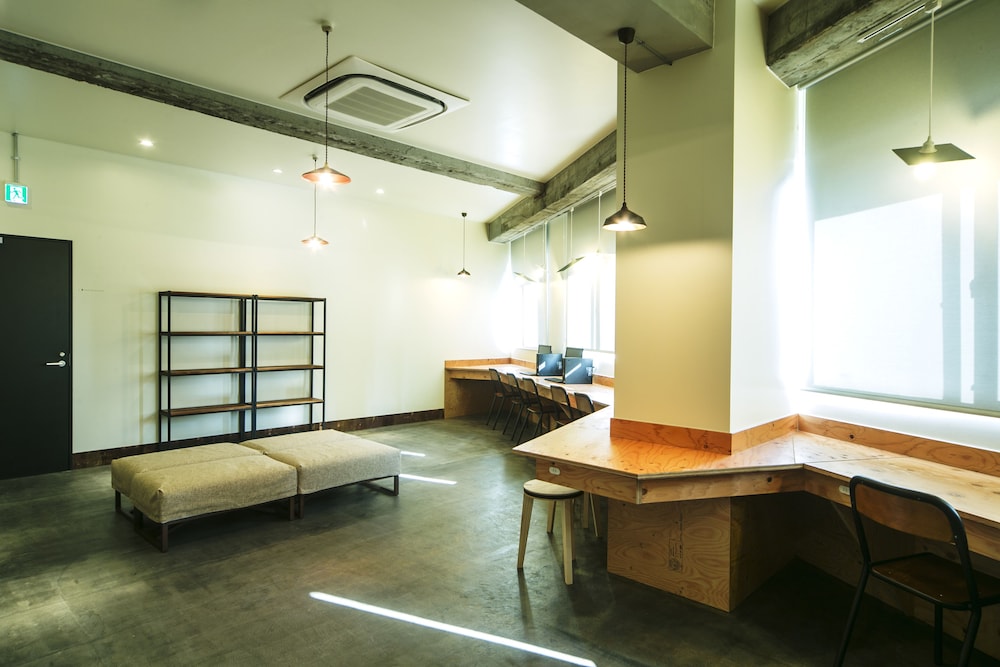 WISE OWL HOSTELS TOKYO 東京
