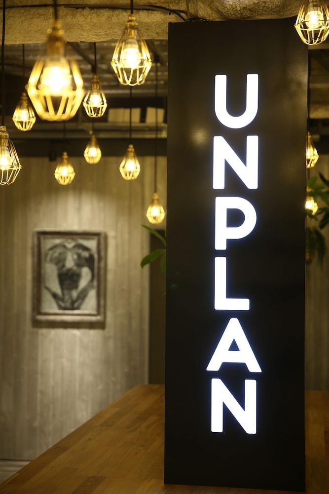 UNPLAN KAGURAZAKA 東京