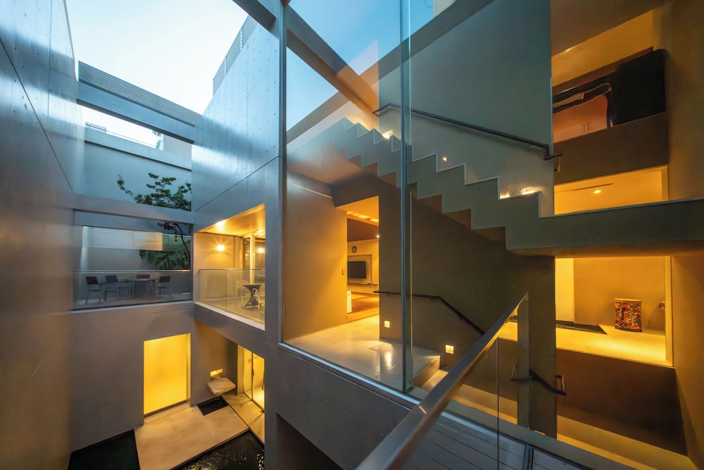 AZABU MODERN HOUSE 東京