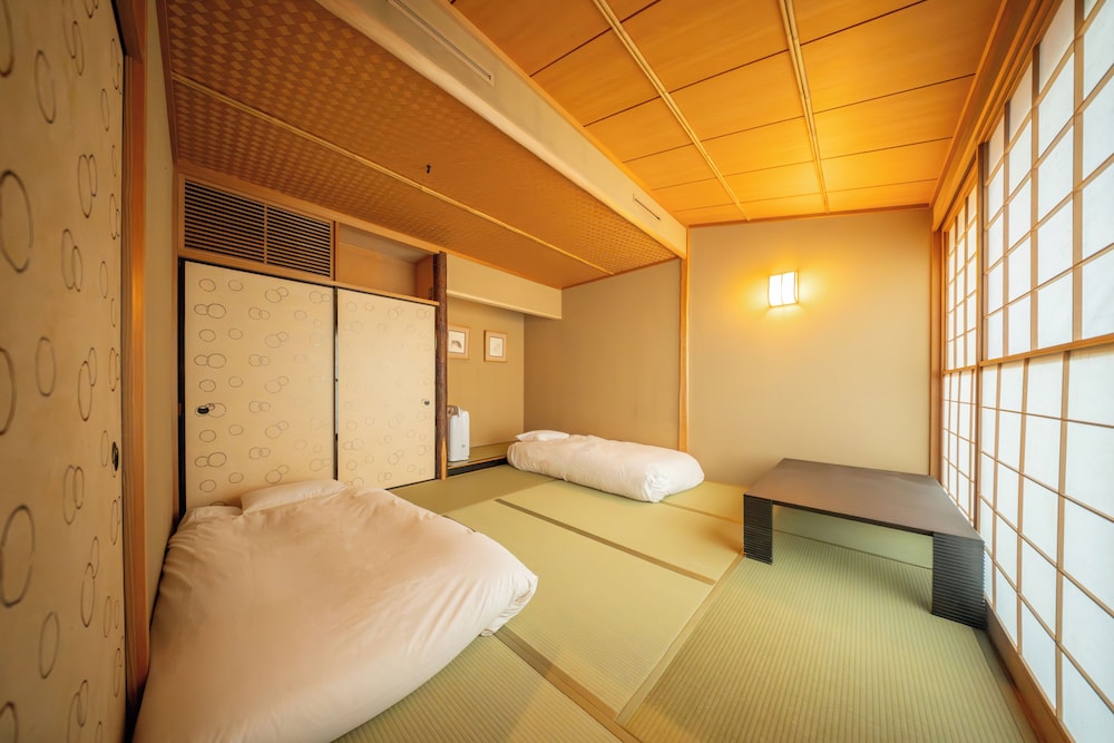 AZABU MODERN HOUSE 東京
