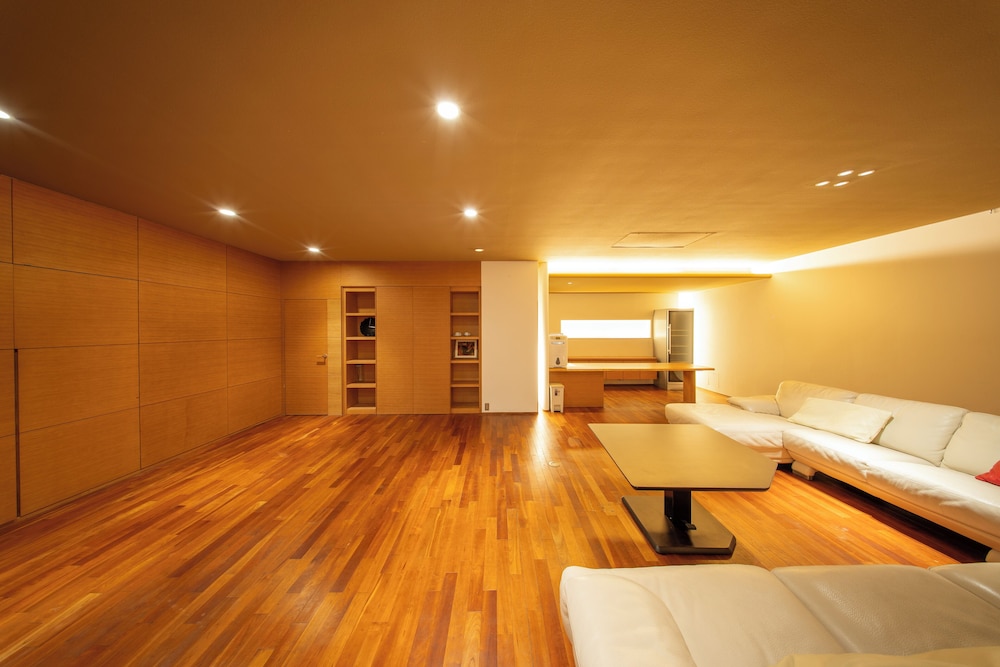 AZABU MODERN HOUSE 東京