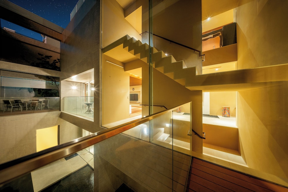 AZABU MODERN HOUSE 東京