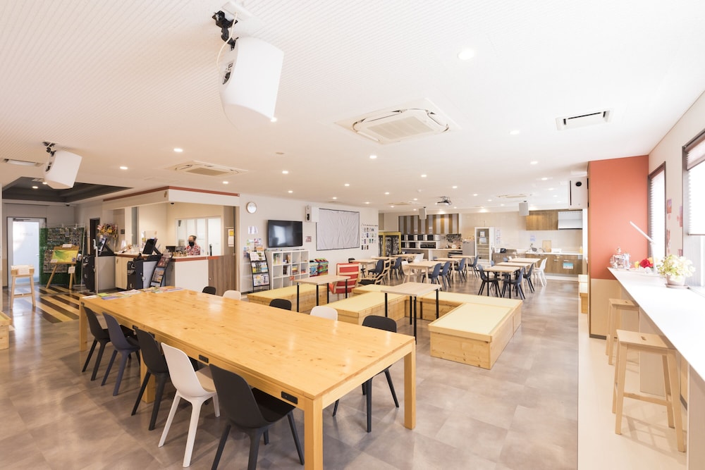 WILD CHERRY BLOSSOM - HOSTEL, TOKYO KOGANEI 東京