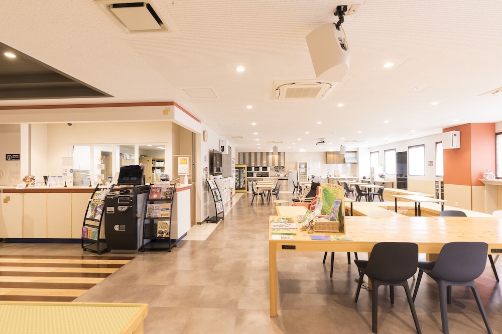 WILD CHERRY BLOSSOM - HOSTEL, TOKYO KOGANEI 東京