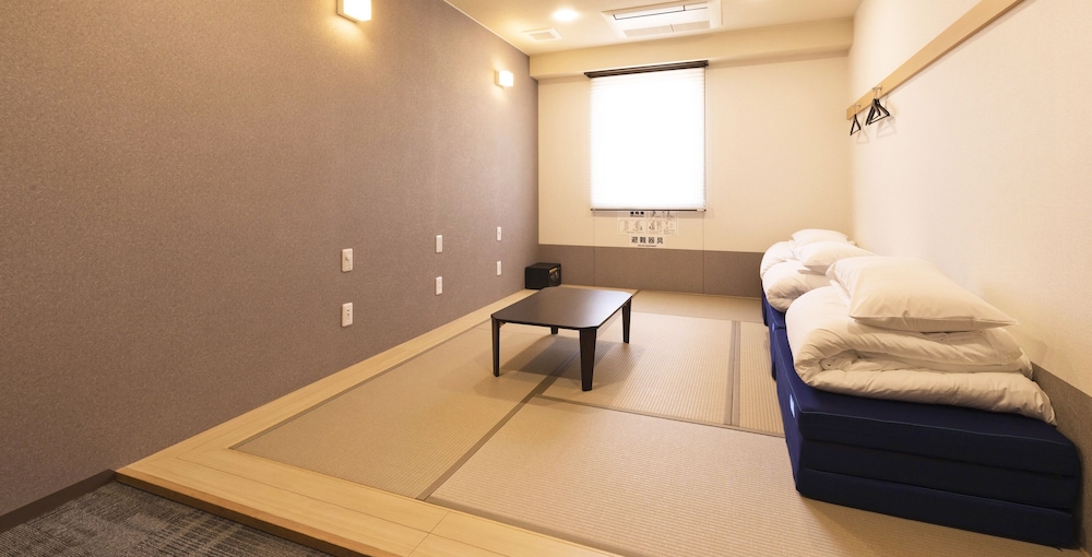 WILD CHERRY BLOSSOM - HOSTEL, TOKYO KOGANEI 東京