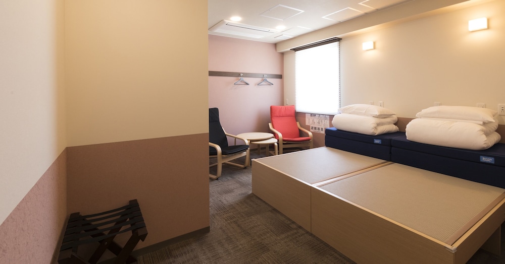 WILD CHERRY BLOSSOM - HOSTEL, TOKYO KOGANEI 東京