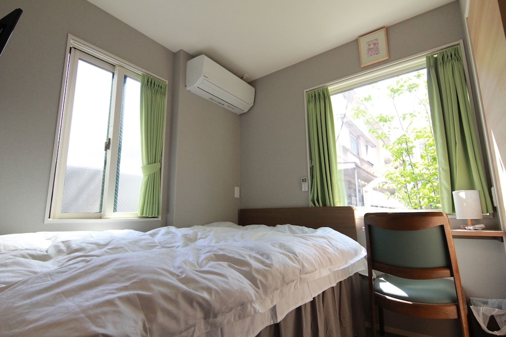SHINJUKU WARM HOUSE 東京