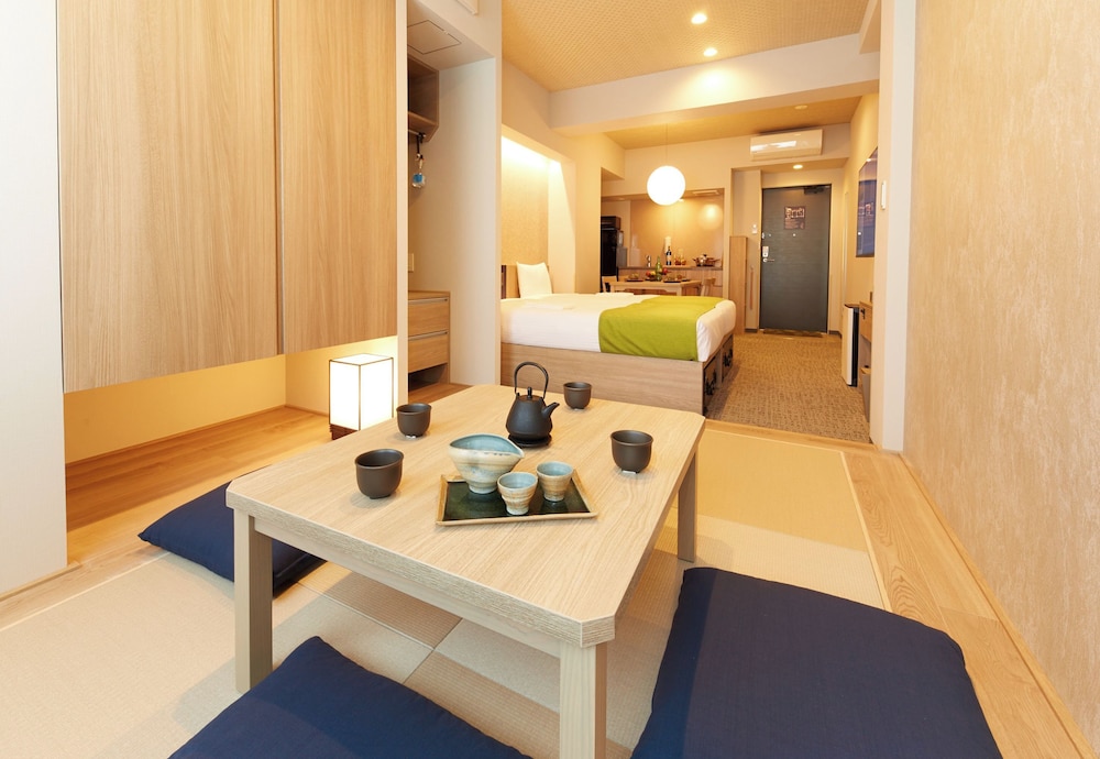MONDAY APART PREMIUM 上野 東京