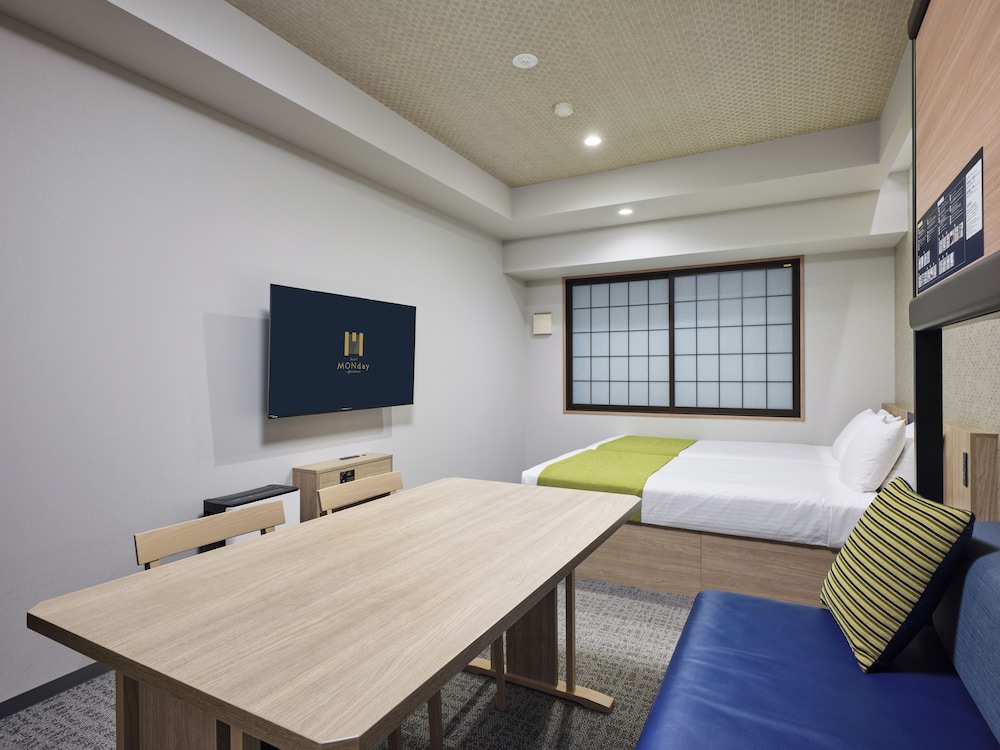MONDAY APART PREMIUM 上野 東京