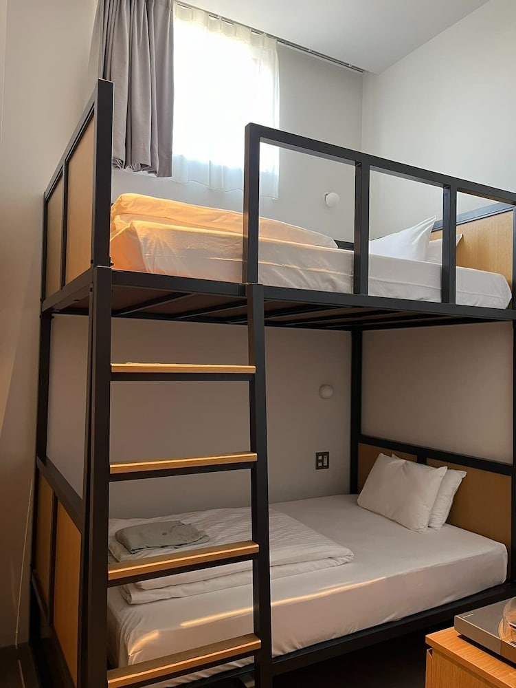 MUSTARD HOTEL SHIMOKITAZAWA 東京
