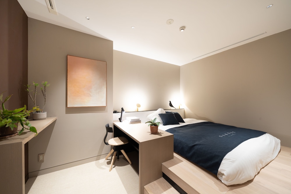 CAFE / MINIMAL HOTEL OUR OUR 東京