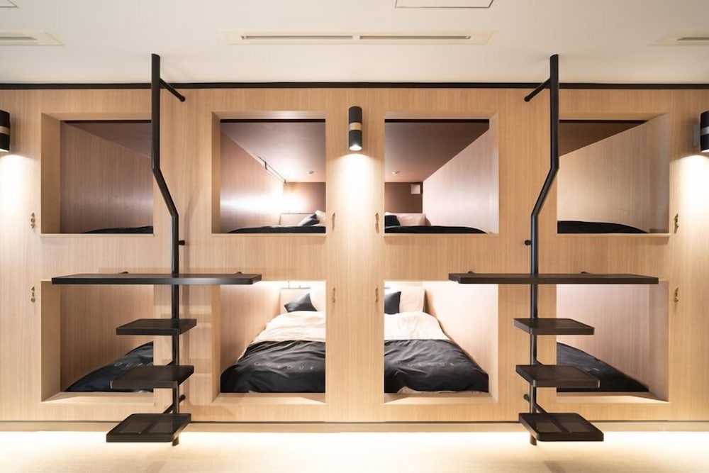 CAFE / MINIMAL HOTEL OUR OUR 東京