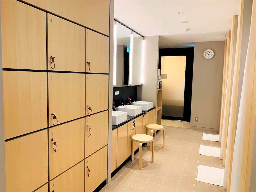 CAFE / MINIMAL HOTEL OUR OUR 東京