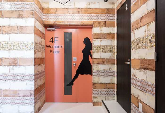 BUENA ARTE HOSTEL 東京