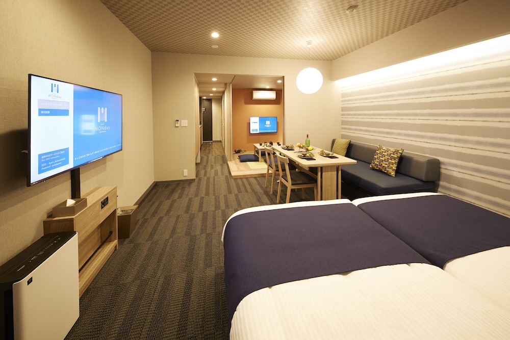 MONDAY APART PREMIUM 秋葉原浅草橋ステーション 東京