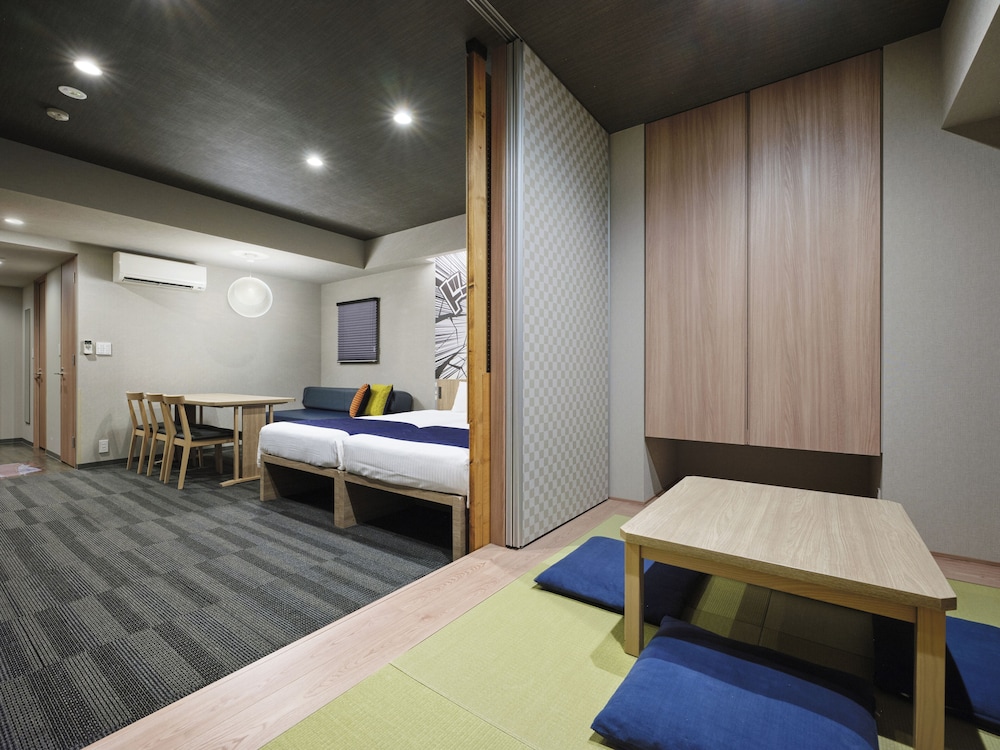 MONDAY APART PREMIUM 秋葉原浅草橋ステーション 東京