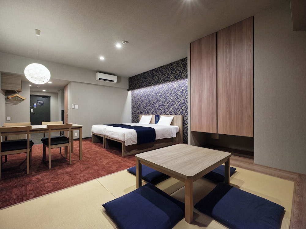 MONDAY APART 日本橋人形町 (旧 : MONDAY APART 日本橋水天宮前) 東京