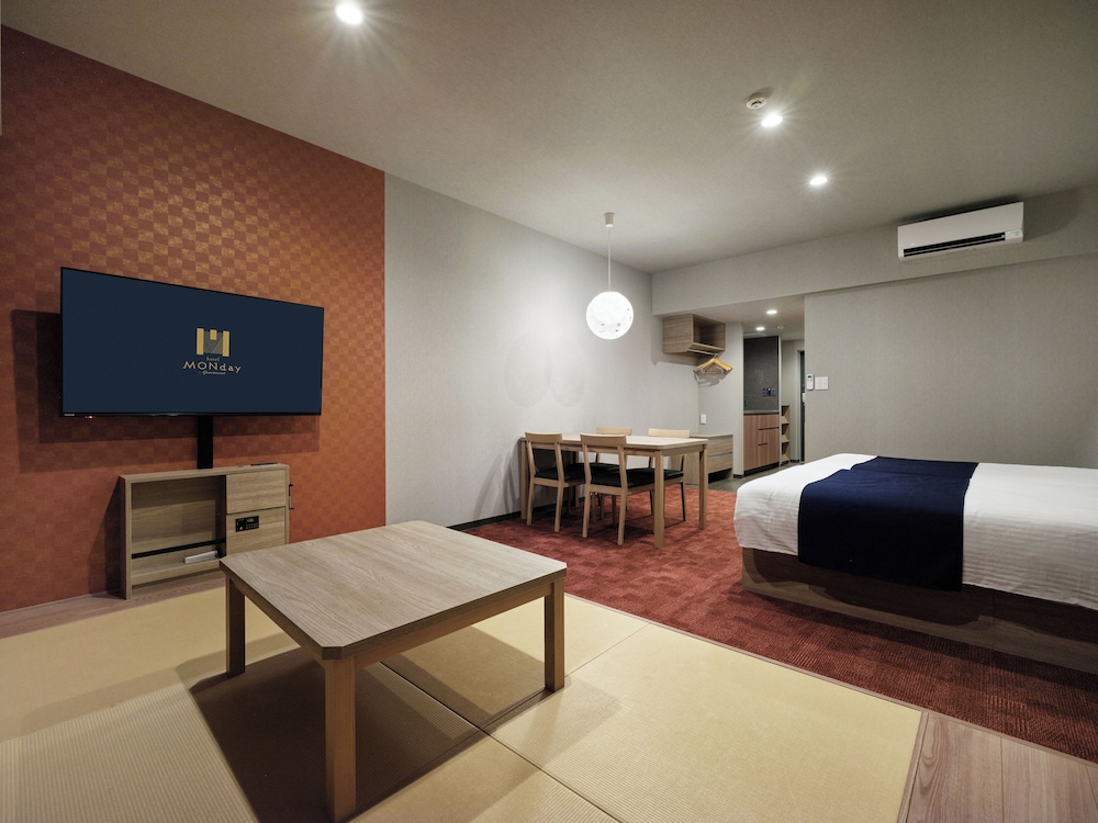 MONDAY APART 日本橋人形町 (旧 : MONDAY APART 日本橋水天宮前) 東京