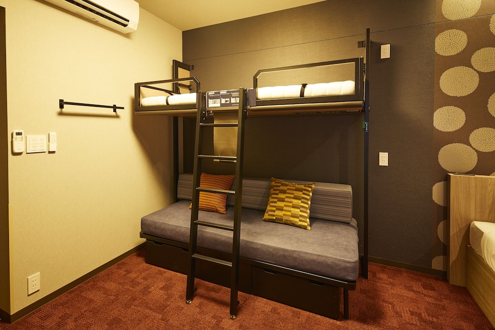 MONDAY APART 日本橋人形町 (旧 : MONDAY APART 日本橋水天宮前) 東京