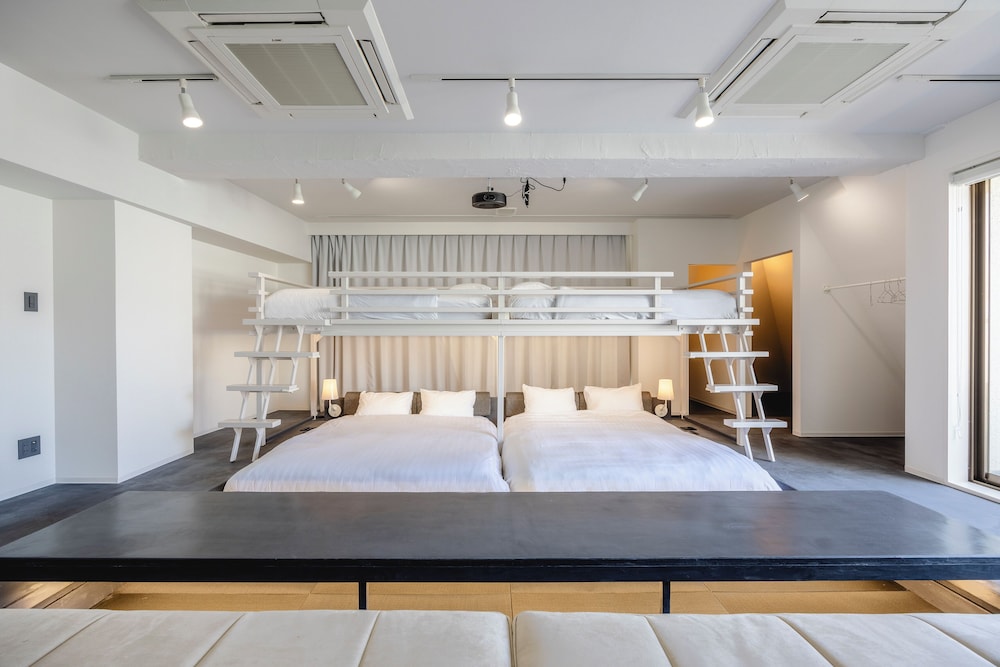 COCTS AKIHABARA 東京
