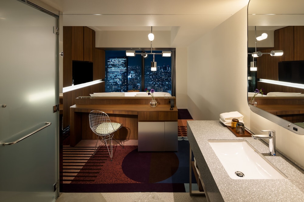 HOTEL GROOVE SHINJUKU、A PARKROYAL HOTEL 東京