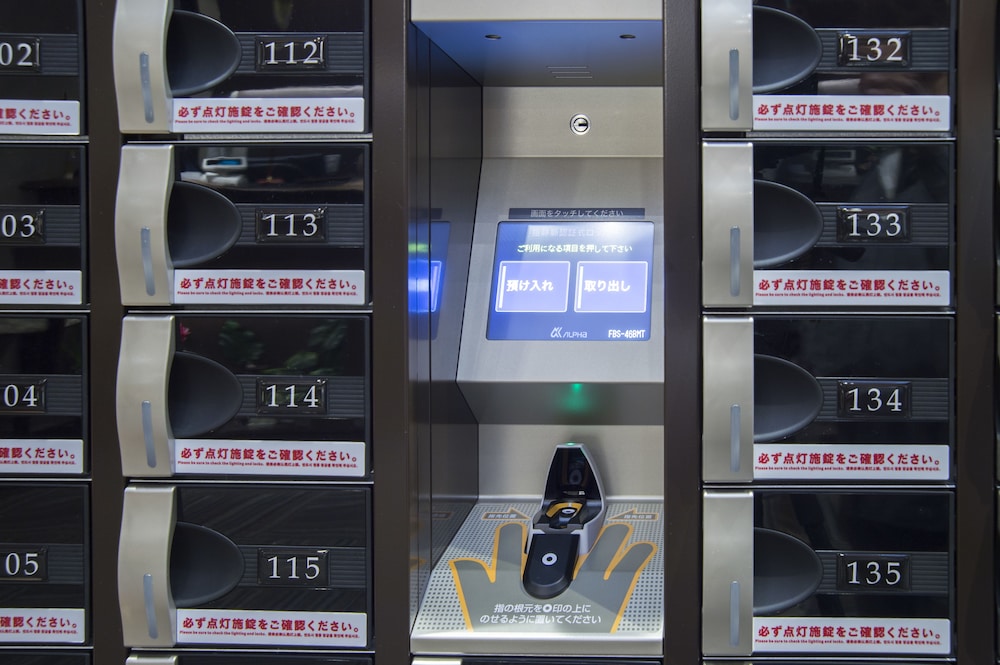 安心お宿 新宿駅前店 - 男性専用 東京
