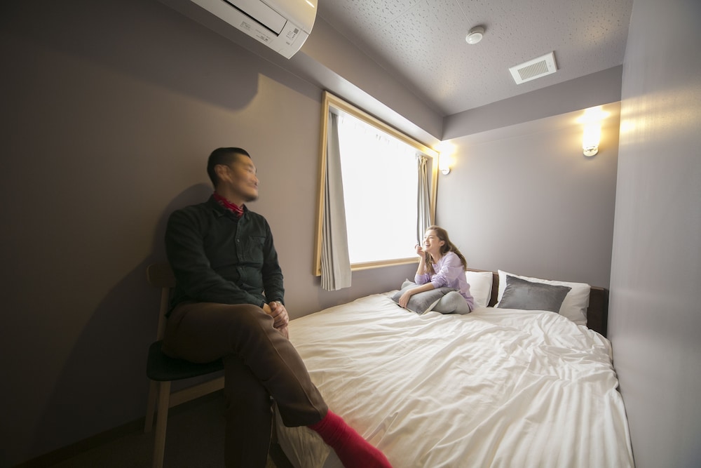 THE WARDROBE HOTEL 下北沢 東京