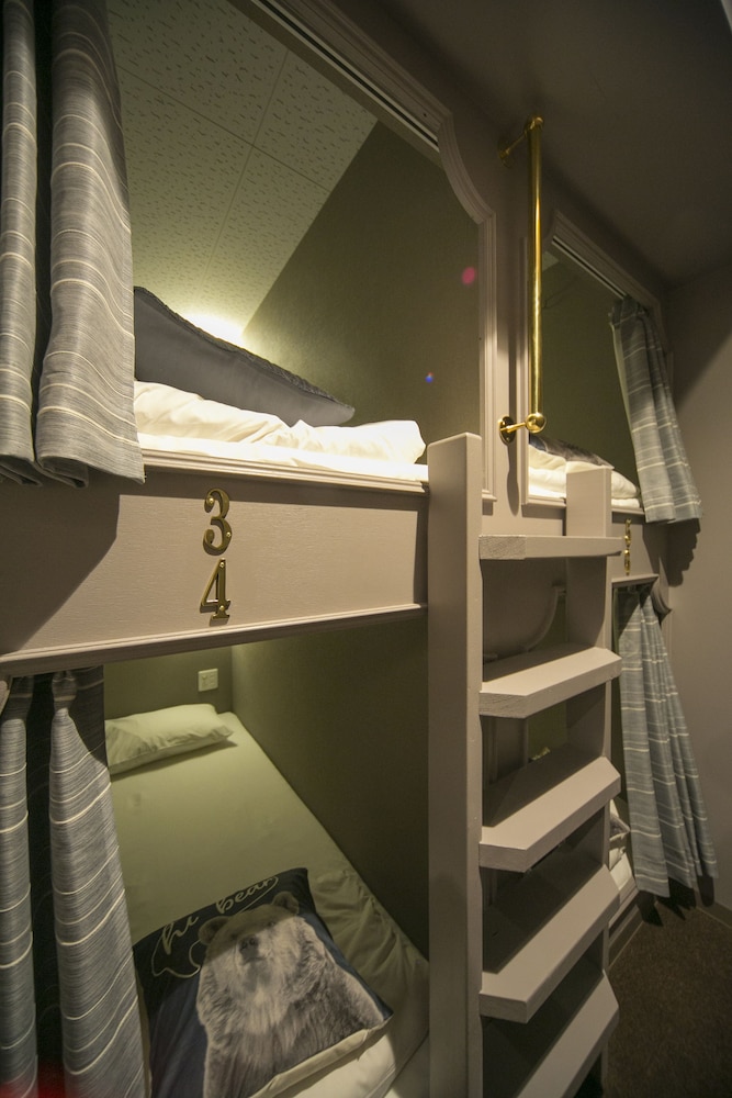 THE WARDROBE HOTEL 下北沢 東京