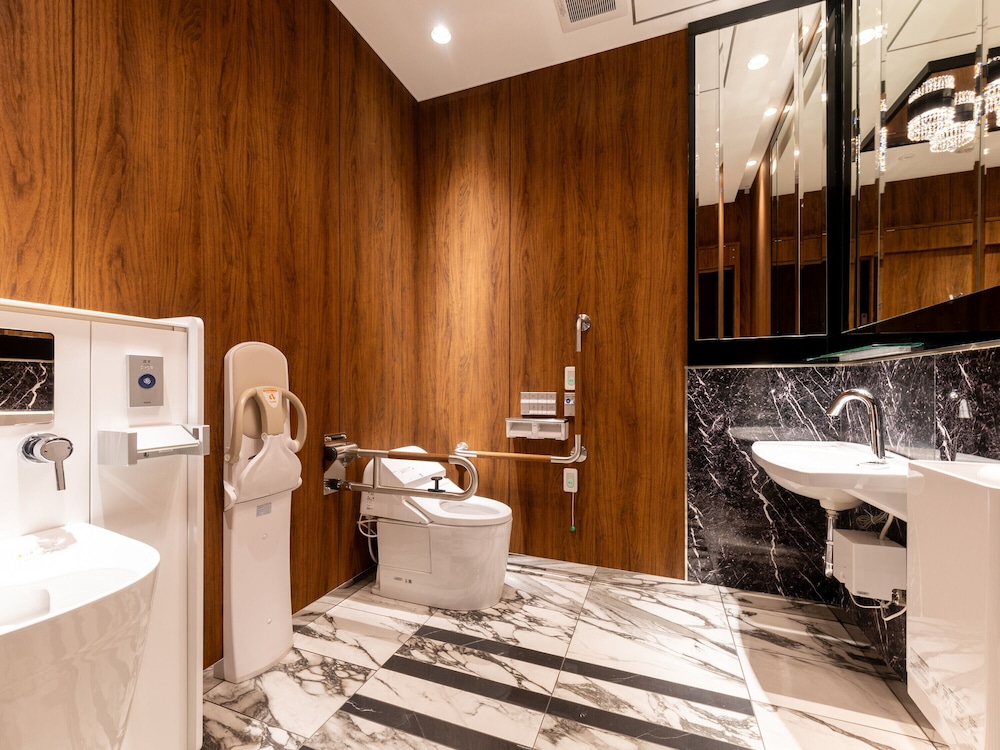 アパホテル〈水道橋駅前〉 東京