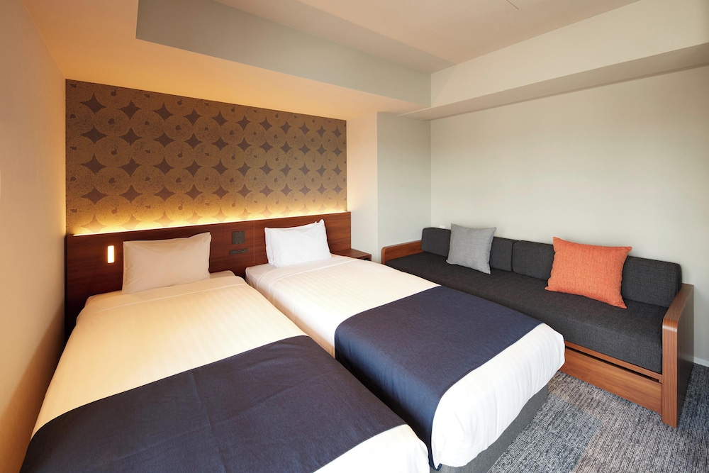 MONDAY APART PREMIUM 浅草 東京