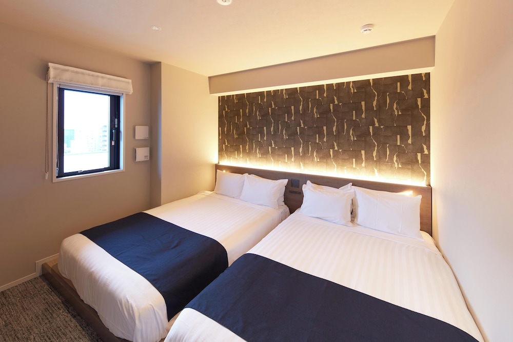 MONDAY APART PREMIUM 浅草 東京