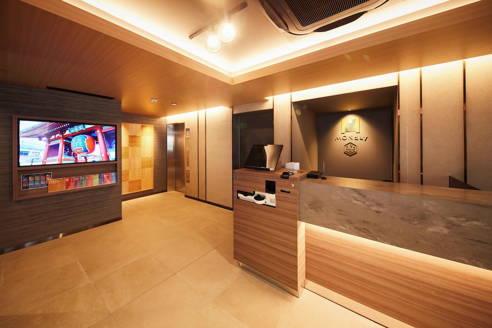 MONDAY APART PREMIUM 浅草 東京