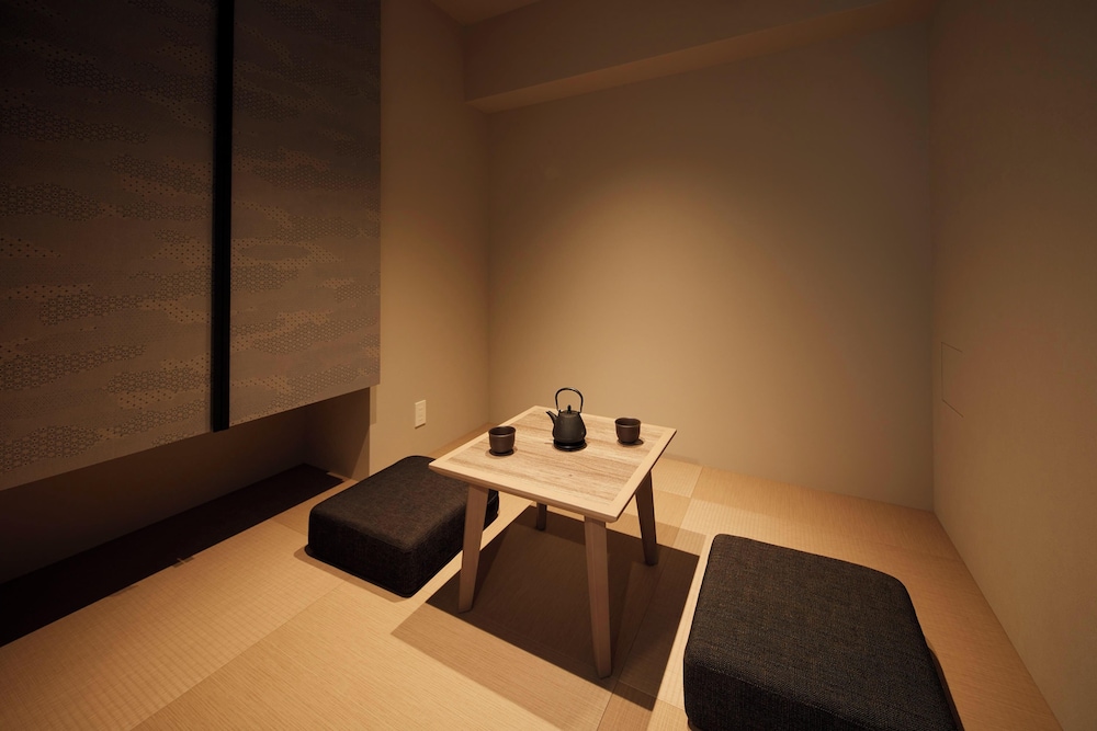 MONDAY APART PREMIUM 浅草 東京
