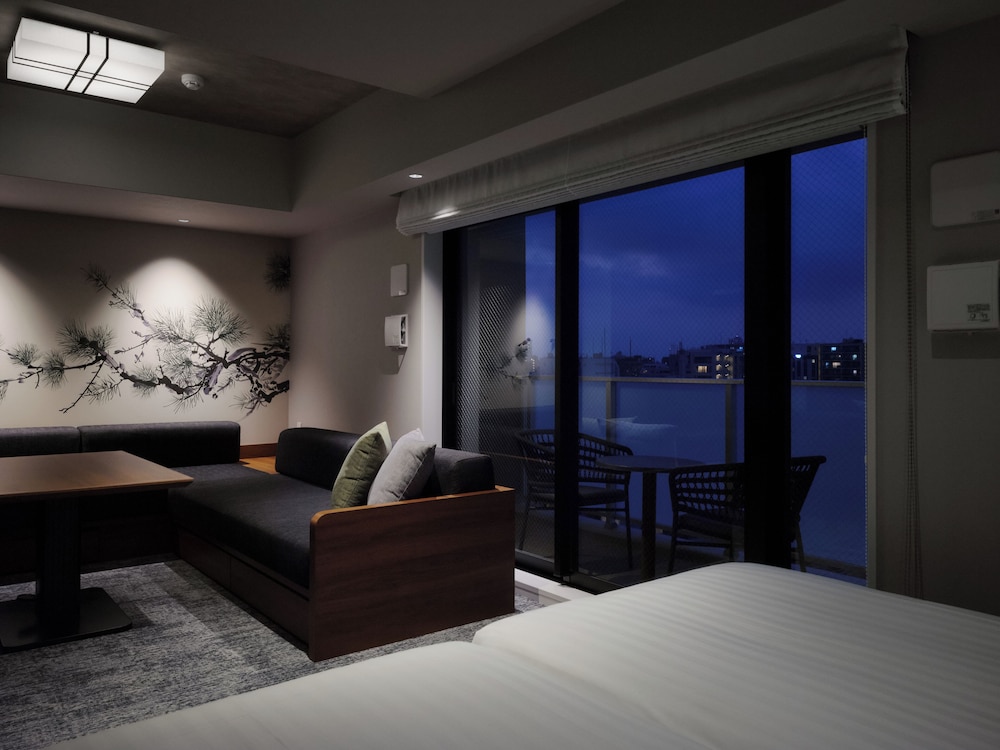 MONDAY APART PREMIUM 浅草 東京