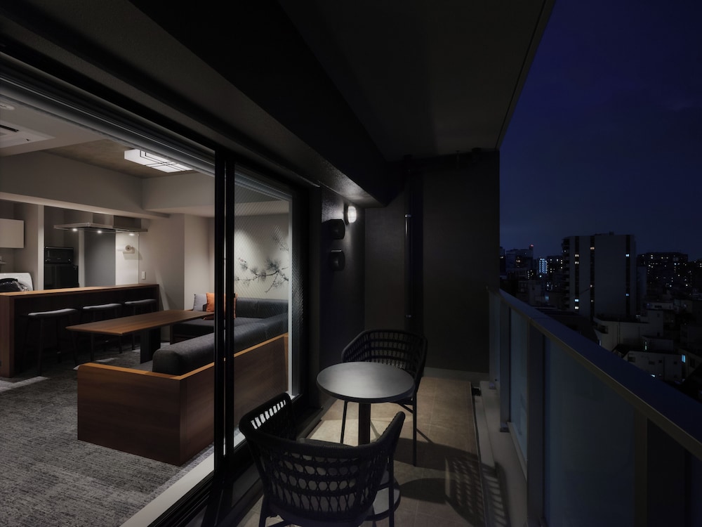 MONDAY APART PREMIUM 浅草 東京